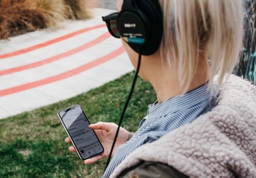 Top 5 Financial Podcasts to Listen to This Year